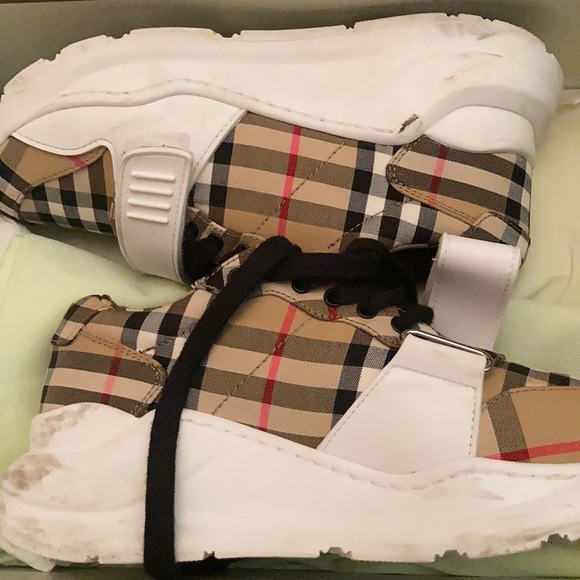burberry trainers